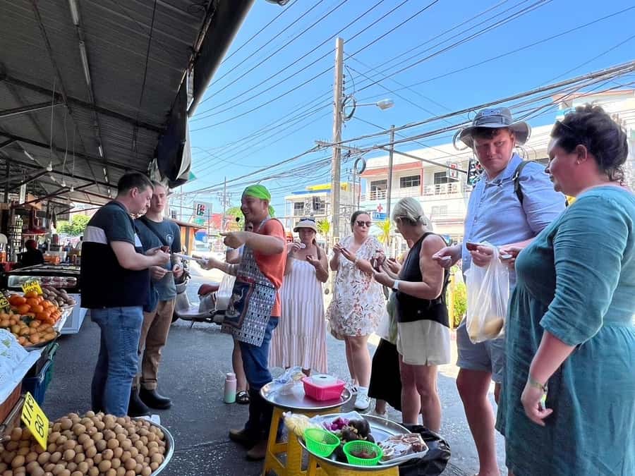 Phuket foodie tour+ Thai cooking class + Local food tasting - Street food, local dishes, and the first serious eating