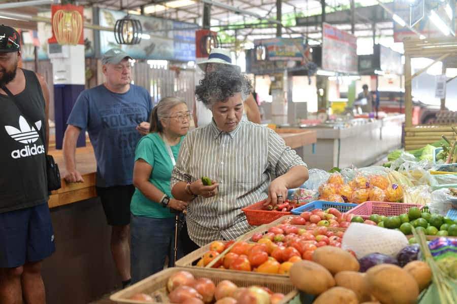 Phuket: Half Day Thai Cooking Experience with Market Tour - Eating what you prepared