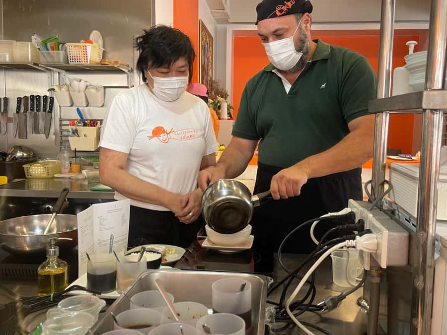 Phuket: Pum Thai Cooking School with Meal - The local market comes first