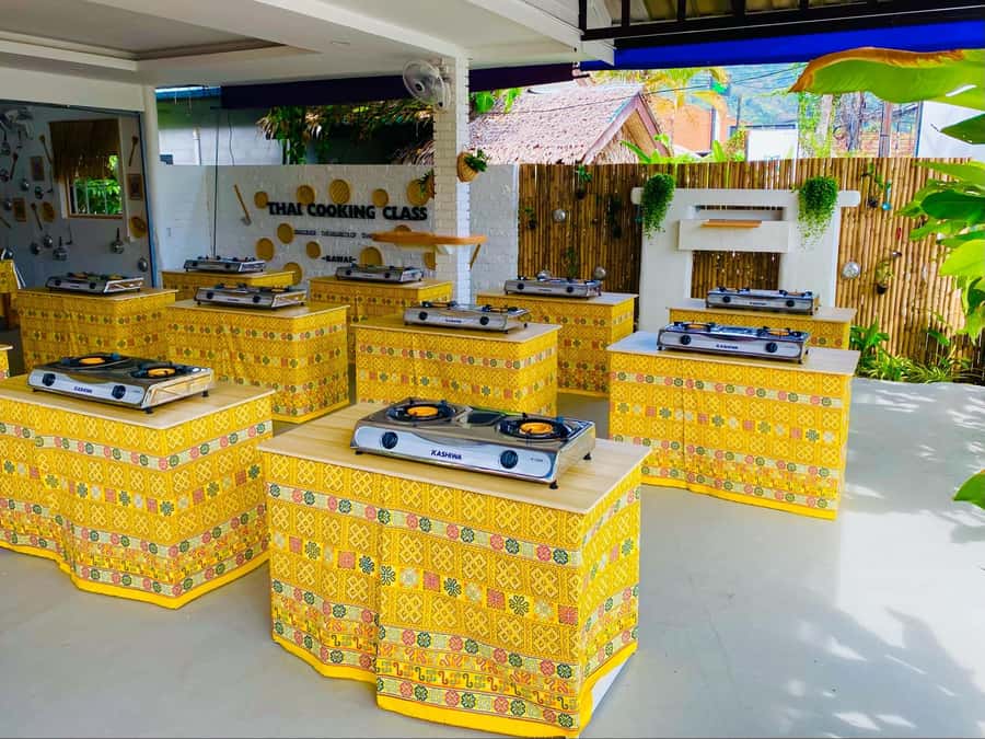 Phuket: Rawai Thai Cooking Class with Local Chef - Four Thai dishes, prepared by you