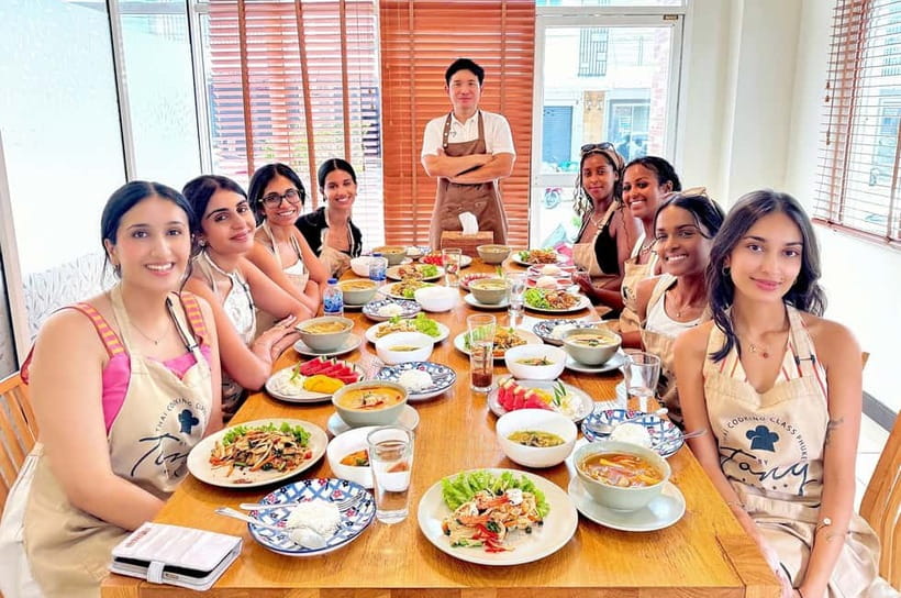 Phuket: Thai Cooking Class with 4 Dishes and Market Visit - Starting at the market with fruit, snacks, and dessert