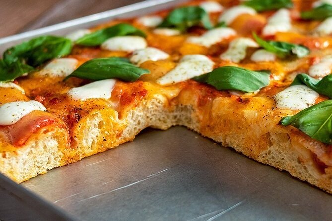 Pizza Cooking Class with Tiramisù and Wine Tasting in Milan - What the two-hour Milan cooking class is really like