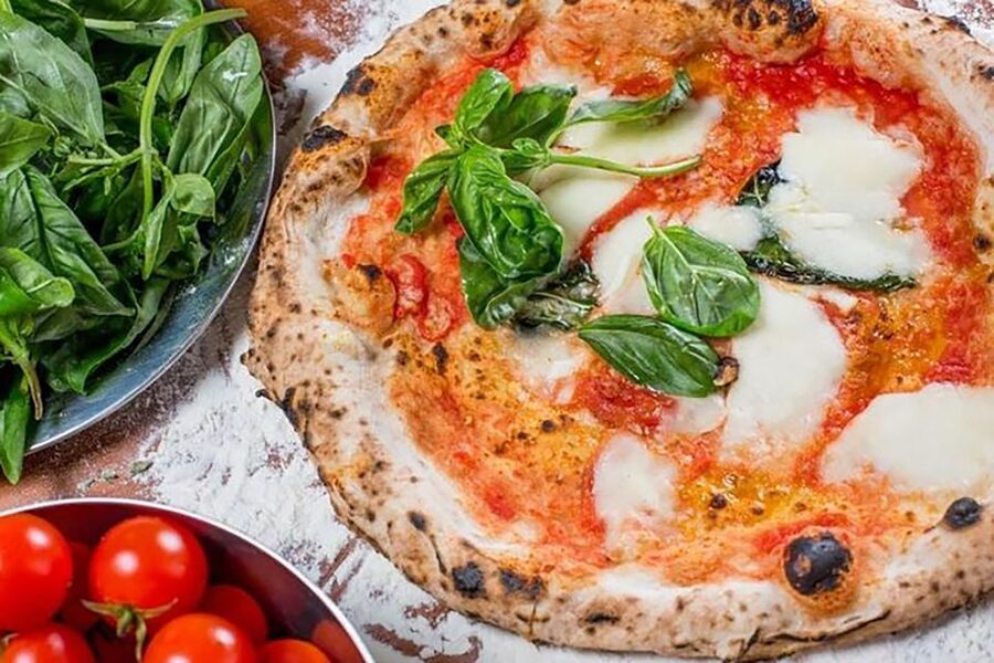 Pizza & Gelato: Cooking Class in central Florence - Two gelato flavors with fresh ingredients