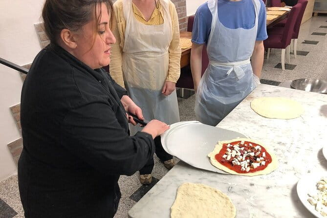 Pizza & Gelato Making Cooking Class in Florence - The meeting point and possible transport confusion