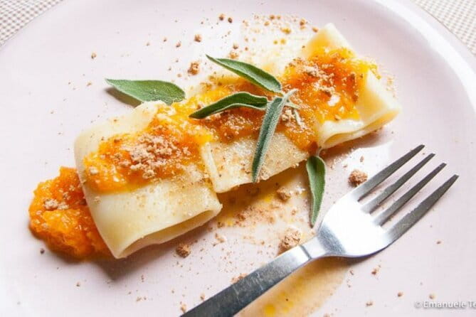 Pizza & Gelato Making Cooking Class in Florence - Dietary needs, comfort, and accessibility