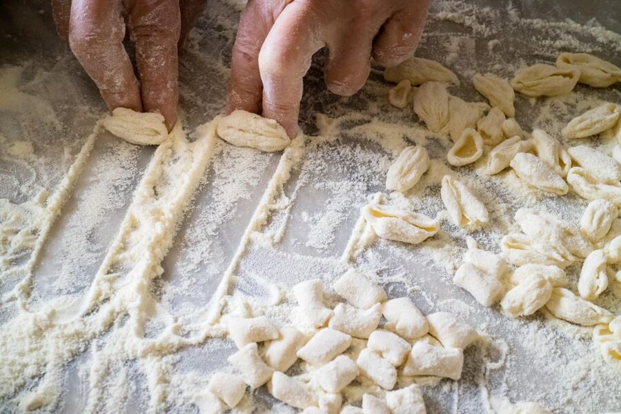 Polignano:Pasta Cooking Class with Dinner, Wine & Limoncello - What the strong feedback tells you