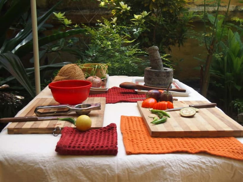 Pondicherry: Indian Cooking Class with Market Visit - Eating in the garden