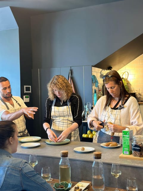 Porto: Local Market Tour & Cooking Class/Showcooking - The kitchen session is showcooking, not a full cooking school