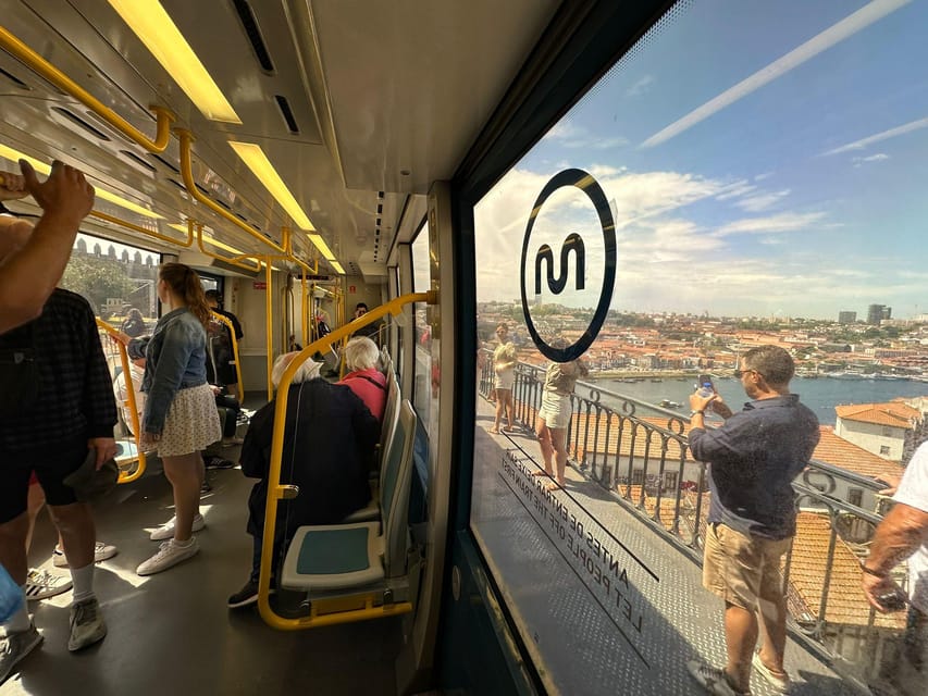 Porto: Local Market Tour & Cooking Class/Showcooking - Why the group size changes the experience