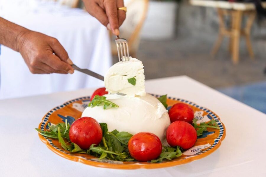 Praiano: Cooking Class with Dinner Overlooking the Sea - What to bring and how to plan the evening