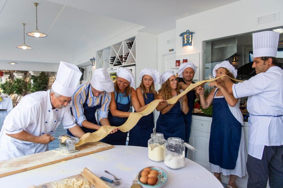 Praiano: Cooking Class with Dinner Overlooking the Sea - Why this Praiano cooking class feels different