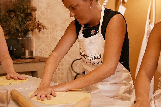 Premium Pasta and Gelato Cooking Class in Florence - Making ravioli from scratch