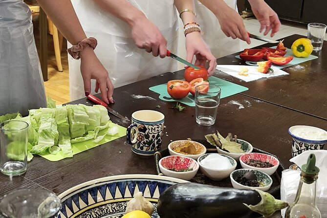 Private 2 Hour Cooking Class with the Locals in Amman - Who will enjoy this Amman cooking class?