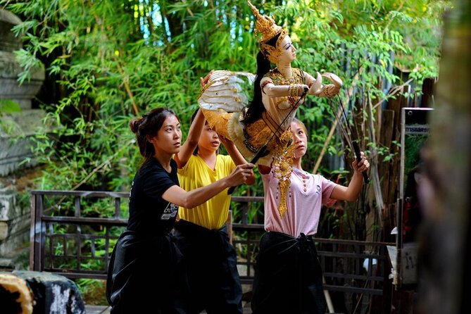 Private Bangkok Small Teak Boat Canal Tour with Cooking in Garden - Why a small teak boat changes the canal trip