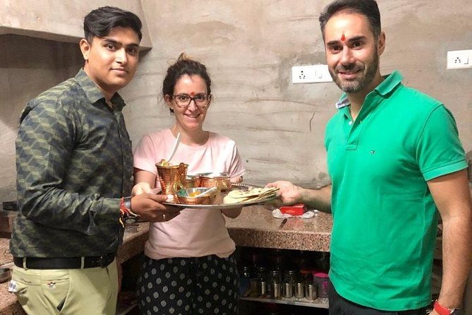 Private Cooking Class in Jodhpur With Pick Up & Drop Off - What happens during the three-hour class