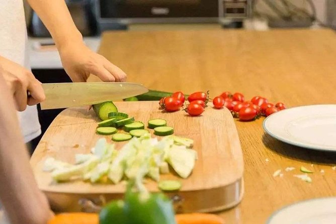 Private Home Cooking Class with Shanghai Mama - Starting with a Shanghai wet market