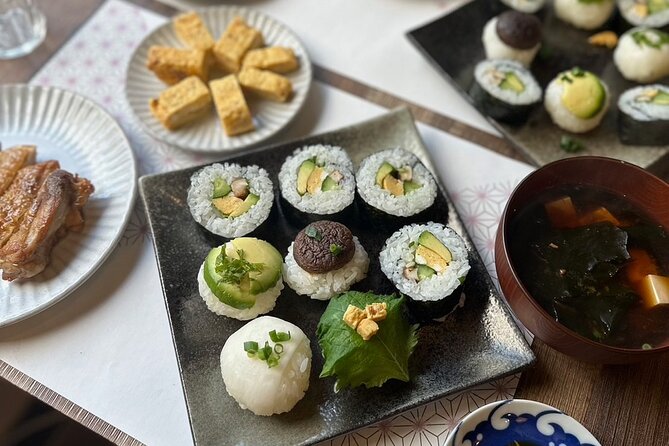 Private Home Cooking in Yanaka – Local Flavors in a Warm Setting - Walking Yanaka Ginza before or after class