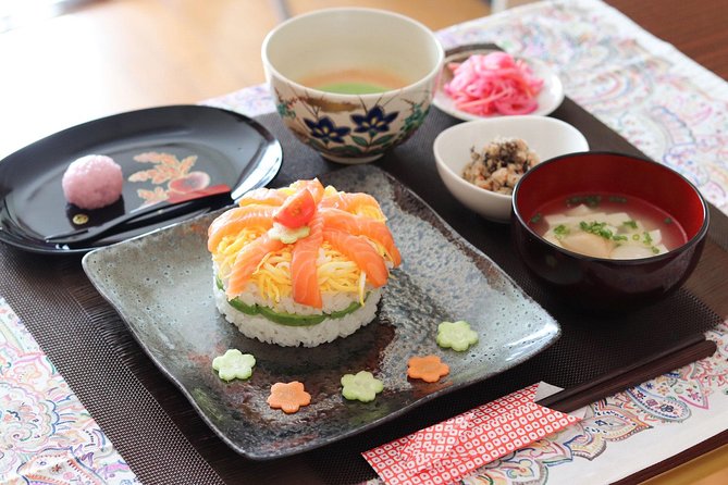 Private Kyoto Sushi Cooking Class & Tea Ceremony with Emika - The optional market visit comes after lunch or dinner