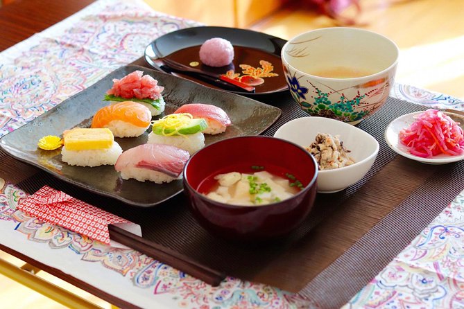 Private Kyoto Sushi Cooking Class & Tea Ceremony with Emika - Getting there and planning your time