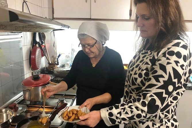 Private Lebanese Cooking Class in Beirut with Amal + Transfers - Garden ingredients and the value of cooking at home