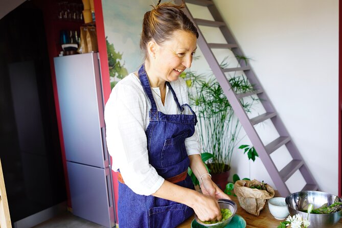 Private Market Tour and Cooking Class in Annecy with a Local - Why this Annecy food experience feels different