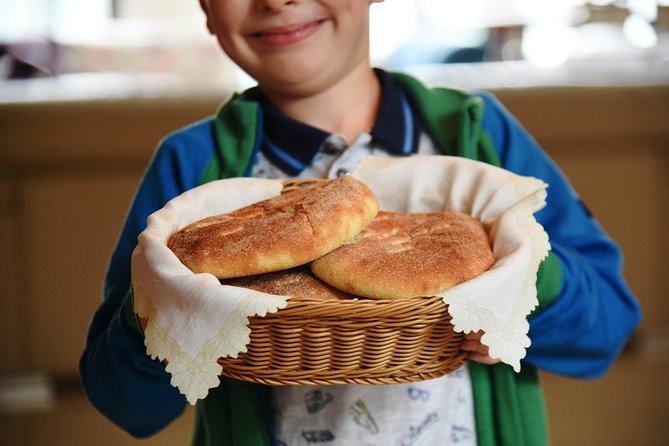 Private Market Tour & Cooking Class in Casablanca with Transfers - The drive adds a useful Casablanca introduction