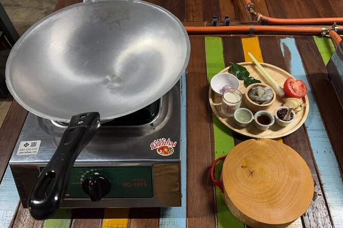 Private Thai Cooking Class with Spices Hands On Bangkok - Why the private format matters