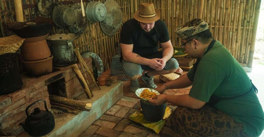 Pure Bali Village Experience Cooking & Jamu Class, Transfer - Cooking Lunch in the Paon Bali Kitchen