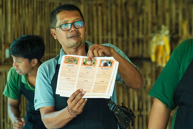 Pure Bali Village Experience, Cooking & Jamu Class+VIP Transfer - Making jamu from freshly picked herbs