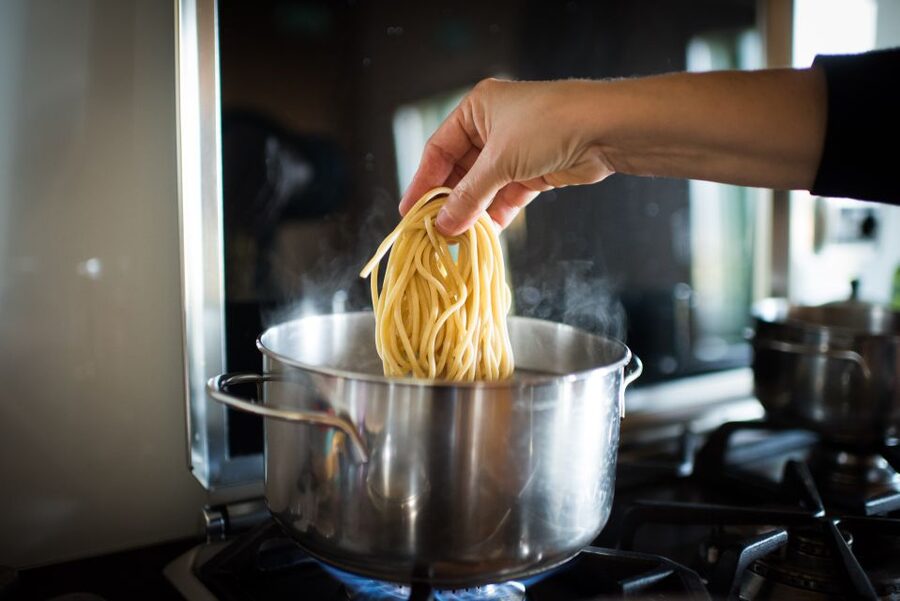 Ragusa: Pasta & Tiramisu Cooking Class at a Local's Home - Rolling sfoglia by hand