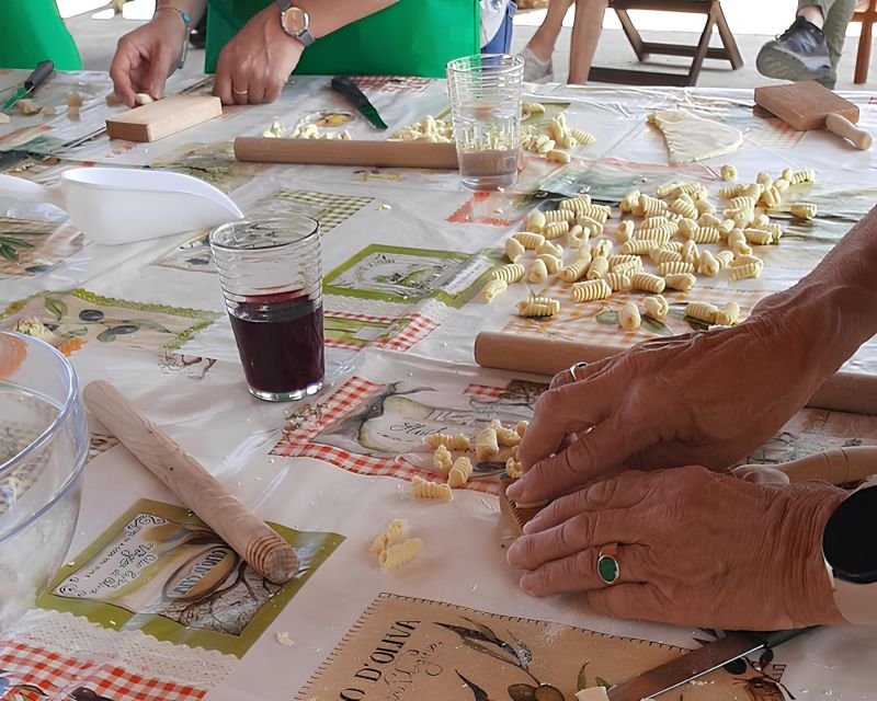 Ragusa: Traditional Sicilian Cooking Class - Making ricotta ravioli with fresh local cheese