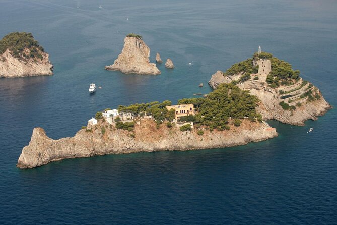 Ravioli & Tagliatelle Cooking Class at a Local's Home in Positano - Key points at a glance
