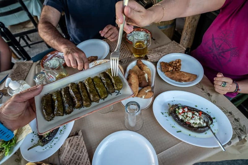 Rhodes: Cooking Lesson and Wine Tasting with Lunch - Wine from Rhodes, with grape varieties in the glass