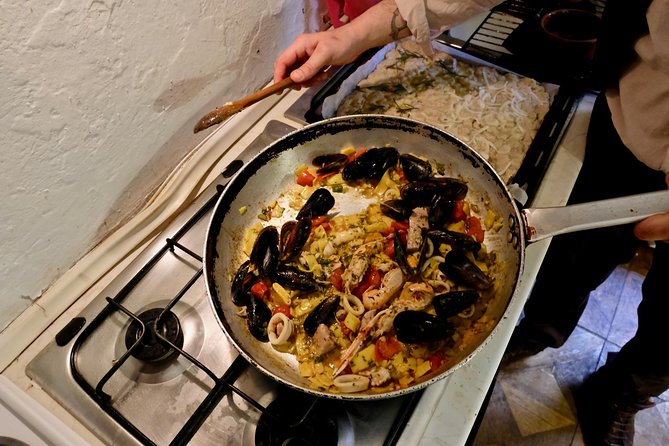 Rialto Market Tour & Private Cooking Class in the Heart of Venice - Making pasta, focaccia, and a Venetian meal