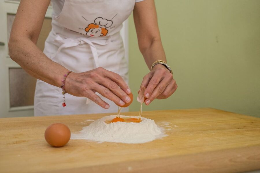 Rimini:Cooking Class at a Local's Home - From workstation to shared table