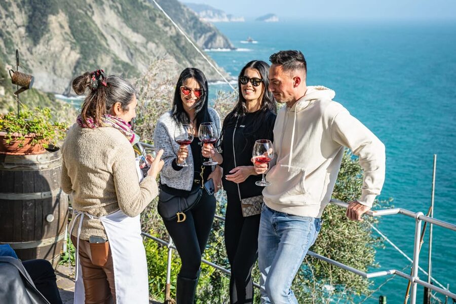 Riomaggiore: Cooking Class at a Local's Home - Is $202.78 a fair price?