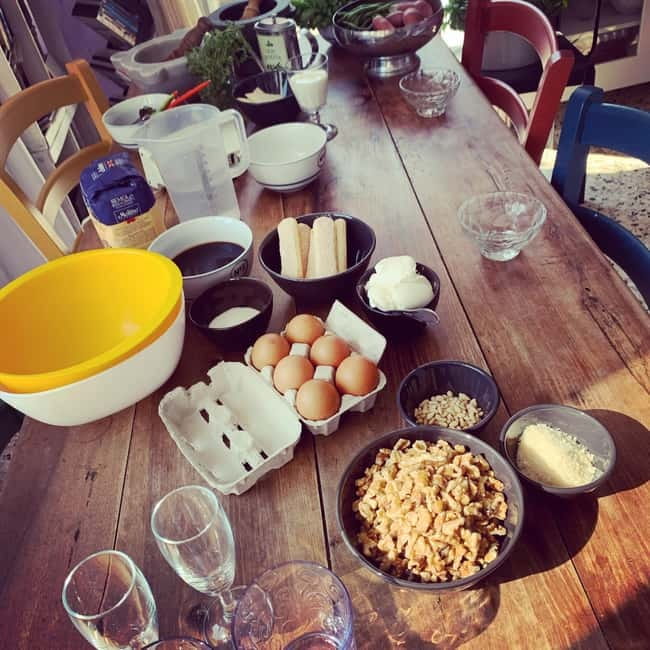 Riomaggiore: Pasta and Tiramisù Cooking Class - Rolling Trofie Pasta by Hand