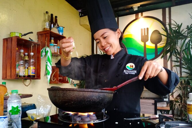 Riverside Thai Cooking Half Day Class - Fresh ingredients, curry paste, and useful take-home skills