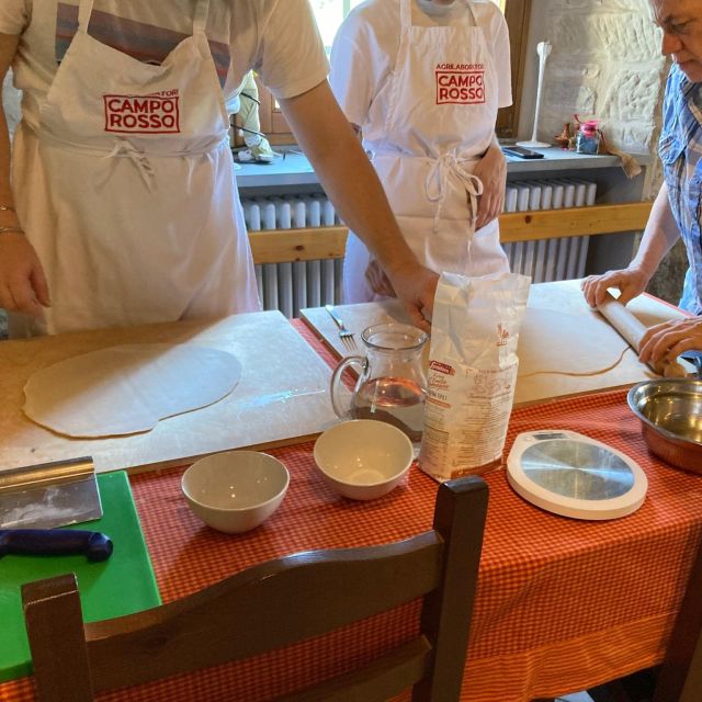 Romagna: Piadina Cooking Class - Filling the bread with local flavors