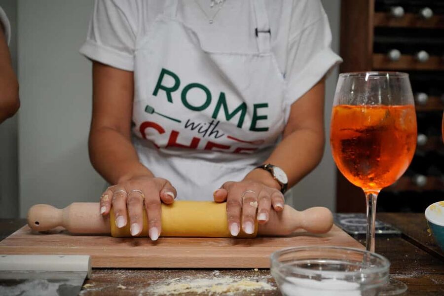 Rome Cooking Class: Make Pasta and 3 Spritz Cocktails - Kneading, cutting, and boiling fresh pasta