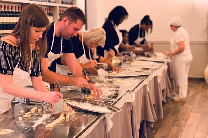 Rome Cooking: Pasta & Tiramisu Making, Free-Flowing Fine Wine - Fettuccine and ravioli, two different pasta lessons