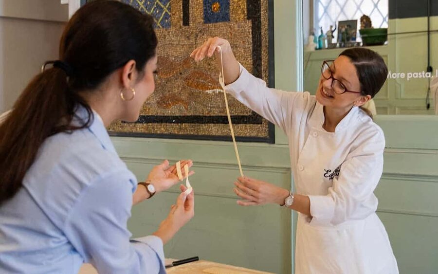 Rome: Enjoy Spritz and Pasta Making in Piazza Navona - Practical details before you book