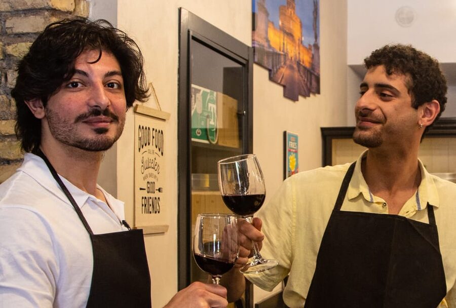 Rome: Handmade Pasta Cooking Class with Professional Chef - Key points at a glance