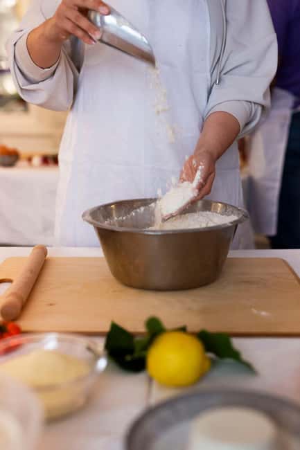 Rome: pasta and tiramisu cooking class in the city center - Who will get the most from this experience
