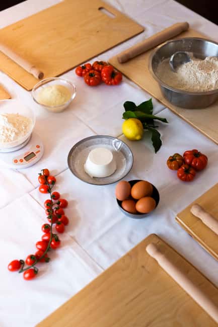 Rome: pasta and tiramisu cooking class in the city center - Timing, access, and small practical details