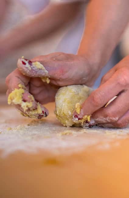Rome: pasta and tiramisu cooking class in the city center - Starting with dough and simple ingredients