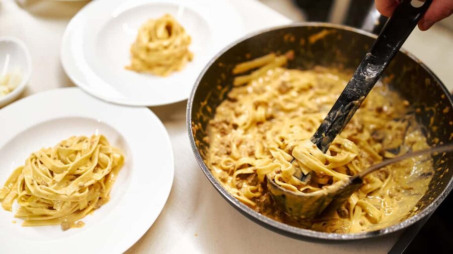 Rome: Pasta and Tiramisu Cooking Class with Prosecco - Key points to know before booking