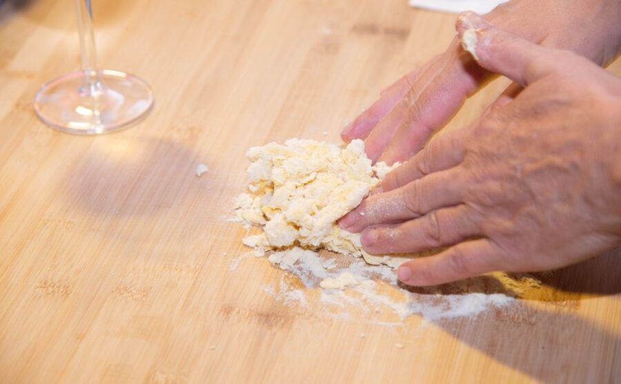 Rome: Pasta and Tiramisu Shared Cooking Class with Wine - Sitting down to eat what you made
