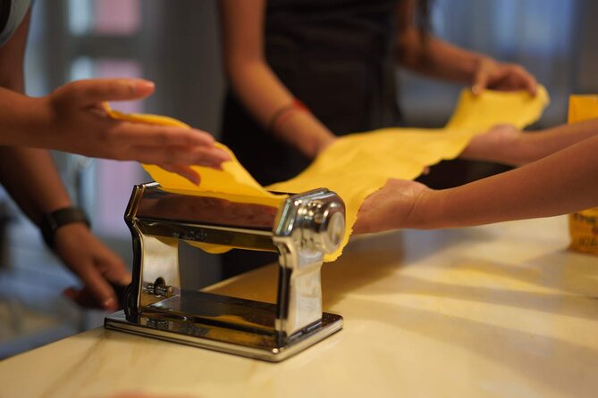 Rome Pasta Making Class with Italian Sauces and Wine Included - What the small group changes