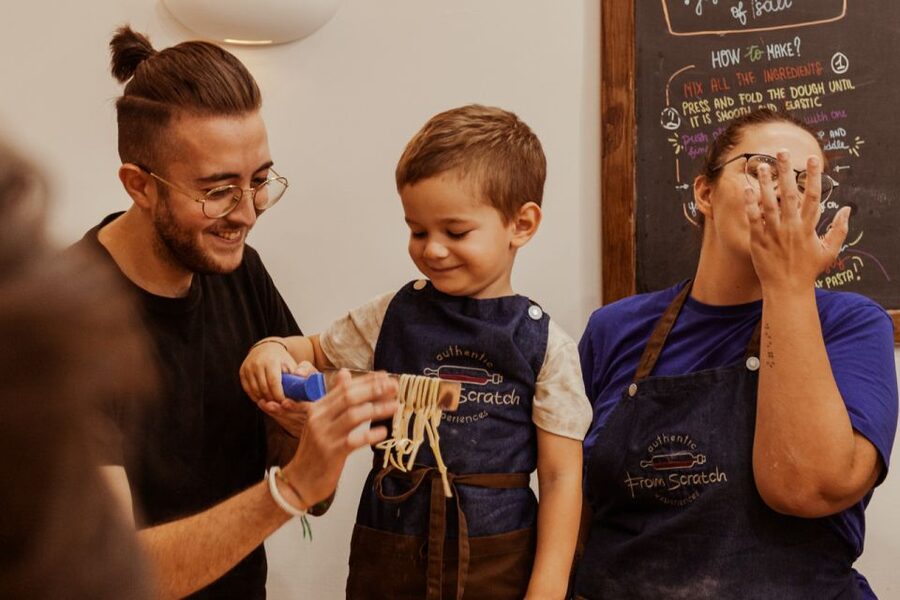 Rome: Pasta Making with Wine Tasting and Dinner in Frascati - Making fresh pasta from flour to plate